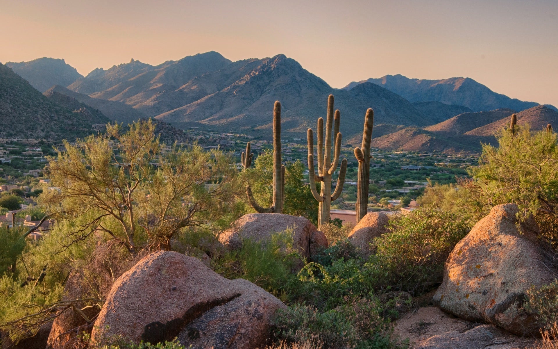 Top Warm Weather Destinations in the USA for Winter Getaways