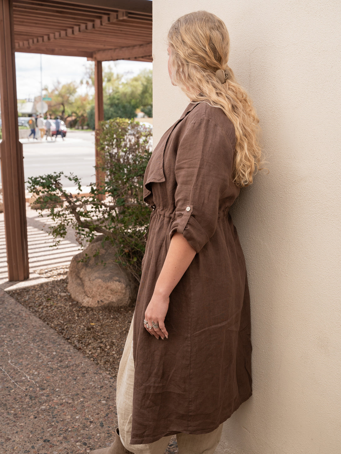 Conscious Coterie Lany Linen Cardigan in Coffee on model back view